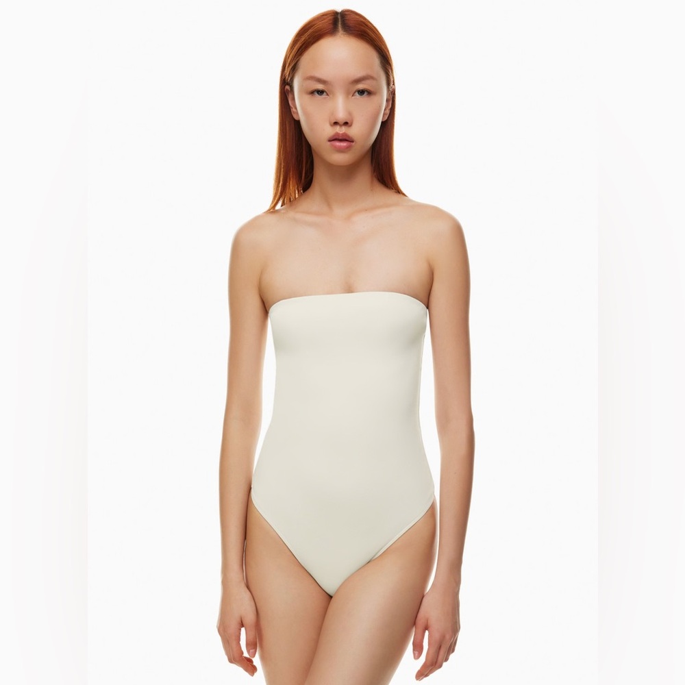 Babaton Aritzia Cream Strapless‎ Contour Bodysuit Medium